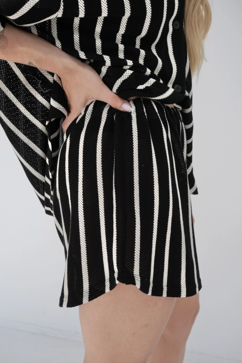 positano black stripes.jpeg