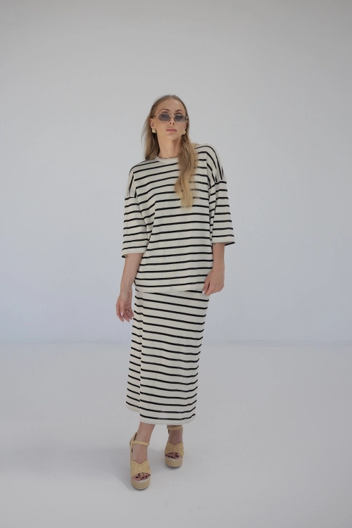 nube black stripes.jpeg