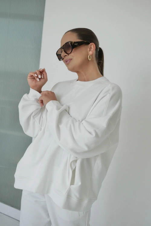 samba off white.jpeg