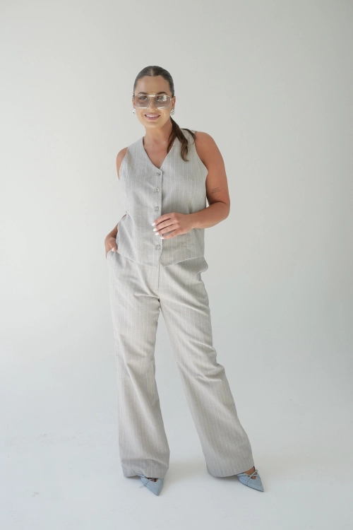juno gray stripes.jpeg
