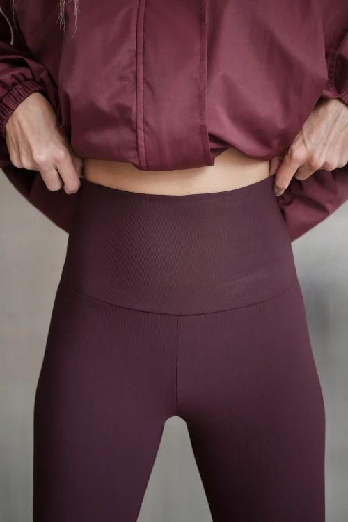legginsy bordo.jpeg