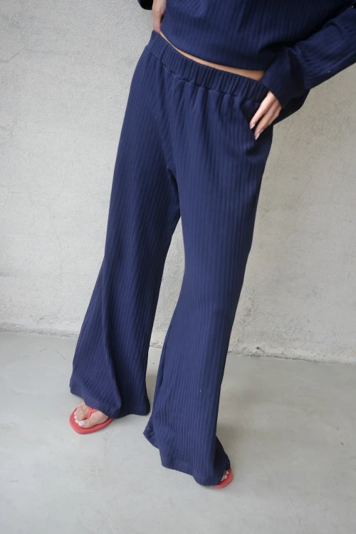 enya navy.jpeg