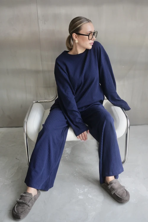 enya navy.jpeg
