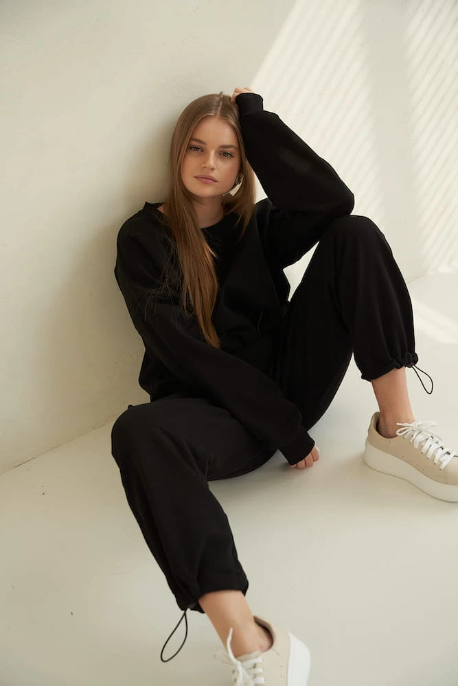 bluza dzianinowa taupe styl komfortowy