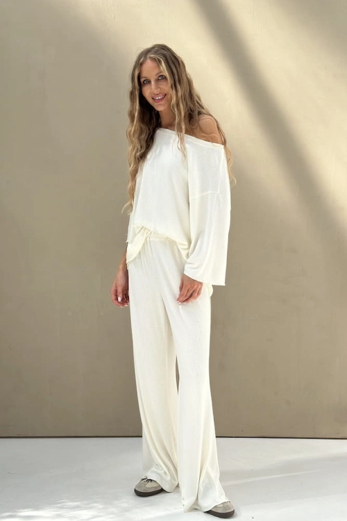 mela off white.jpeg