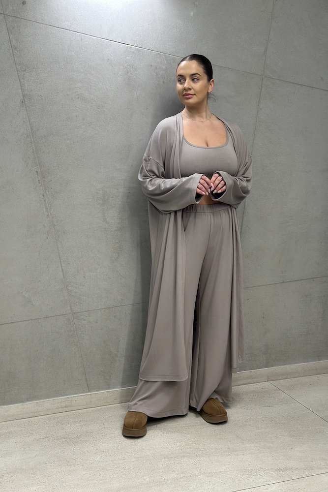 komplet dzianinowy mocca styl premium damski