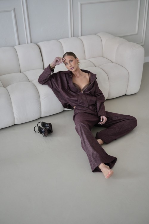 selena burgundy.jpeg