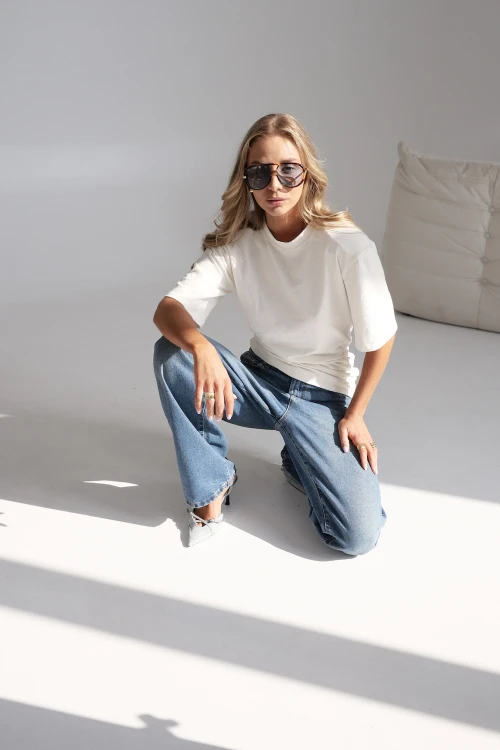 anika off white.jpeg