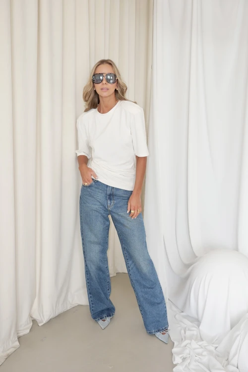 anika off white.jpeg