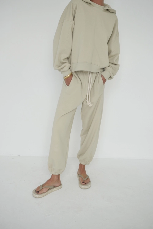 iga ivory beige.jpeg