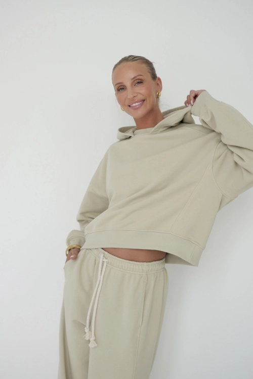 iga ivory beige.jpeg