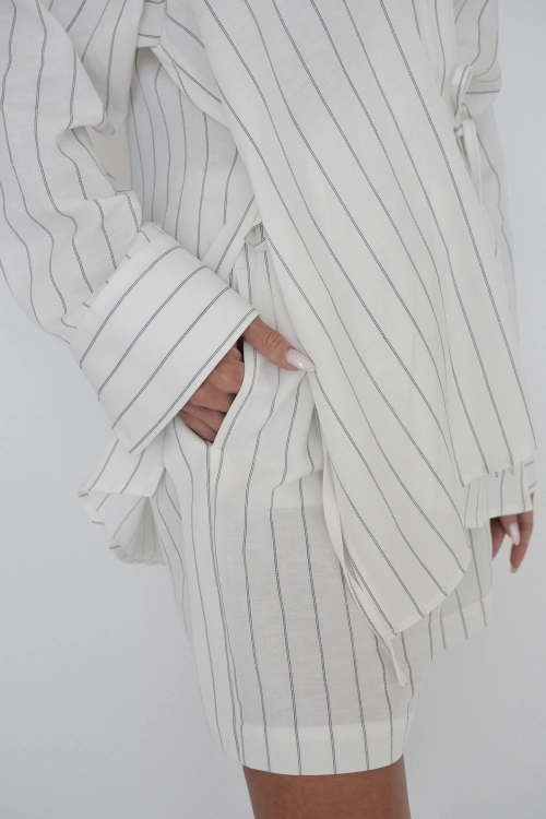 ritz off white.jpeg
