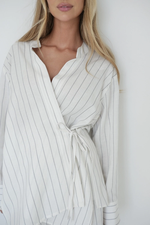 ritz off white.jpeg