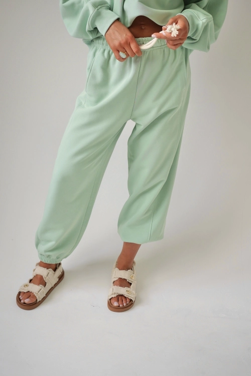 iga pastel mint 222.jpeg