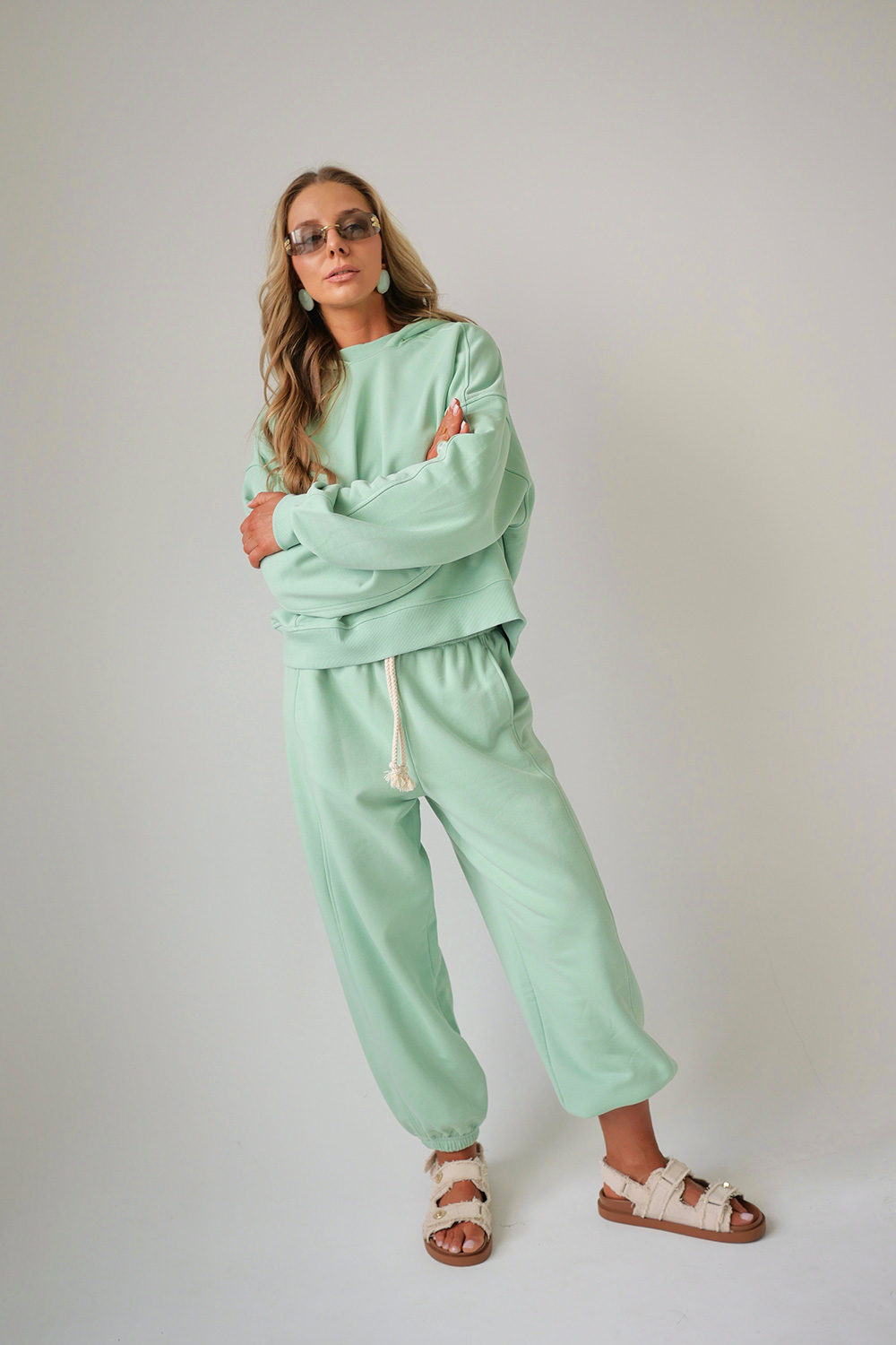 classy oversize women pastel mint premium outfit