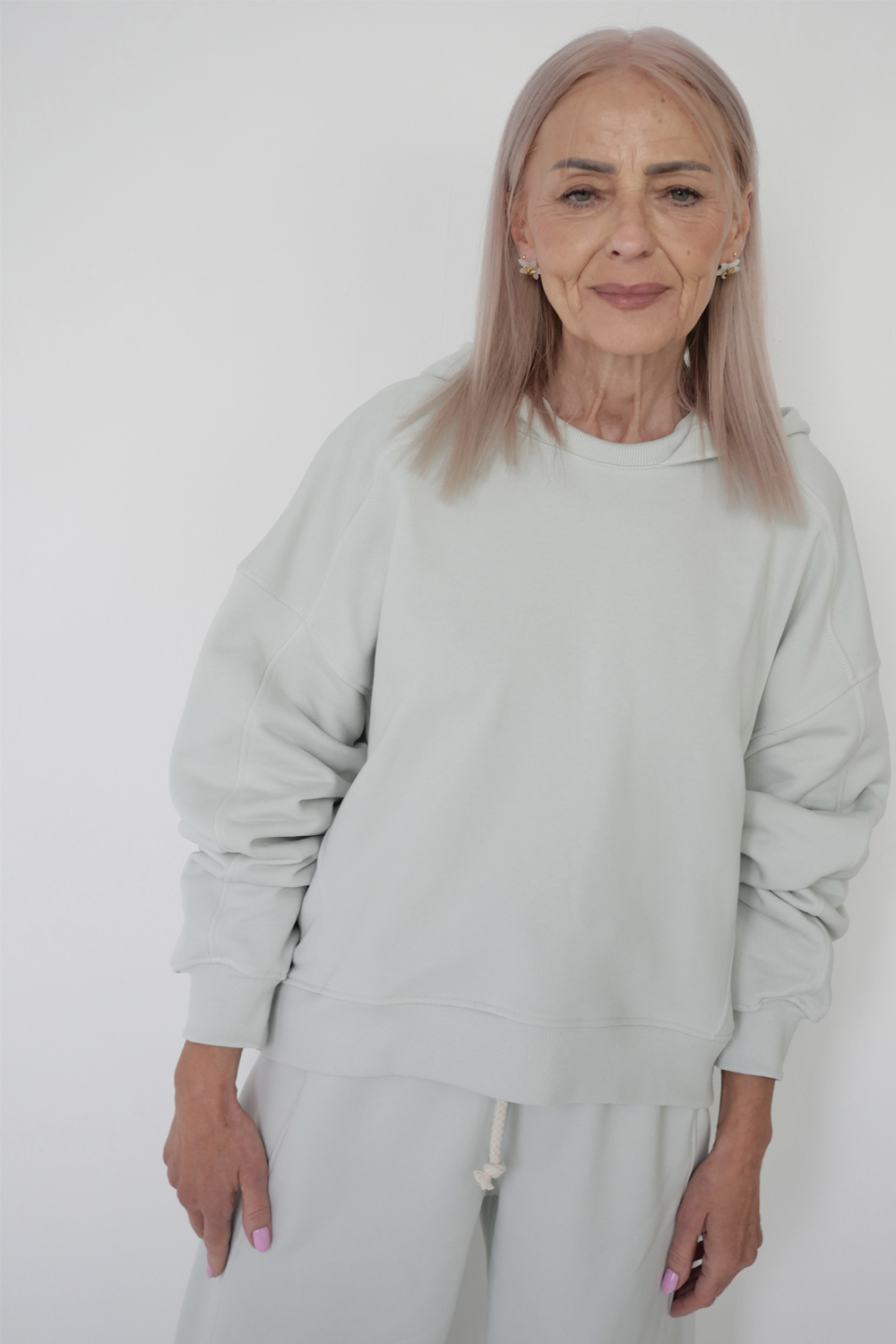 Dres Iga Sage - minimalistyczna moda