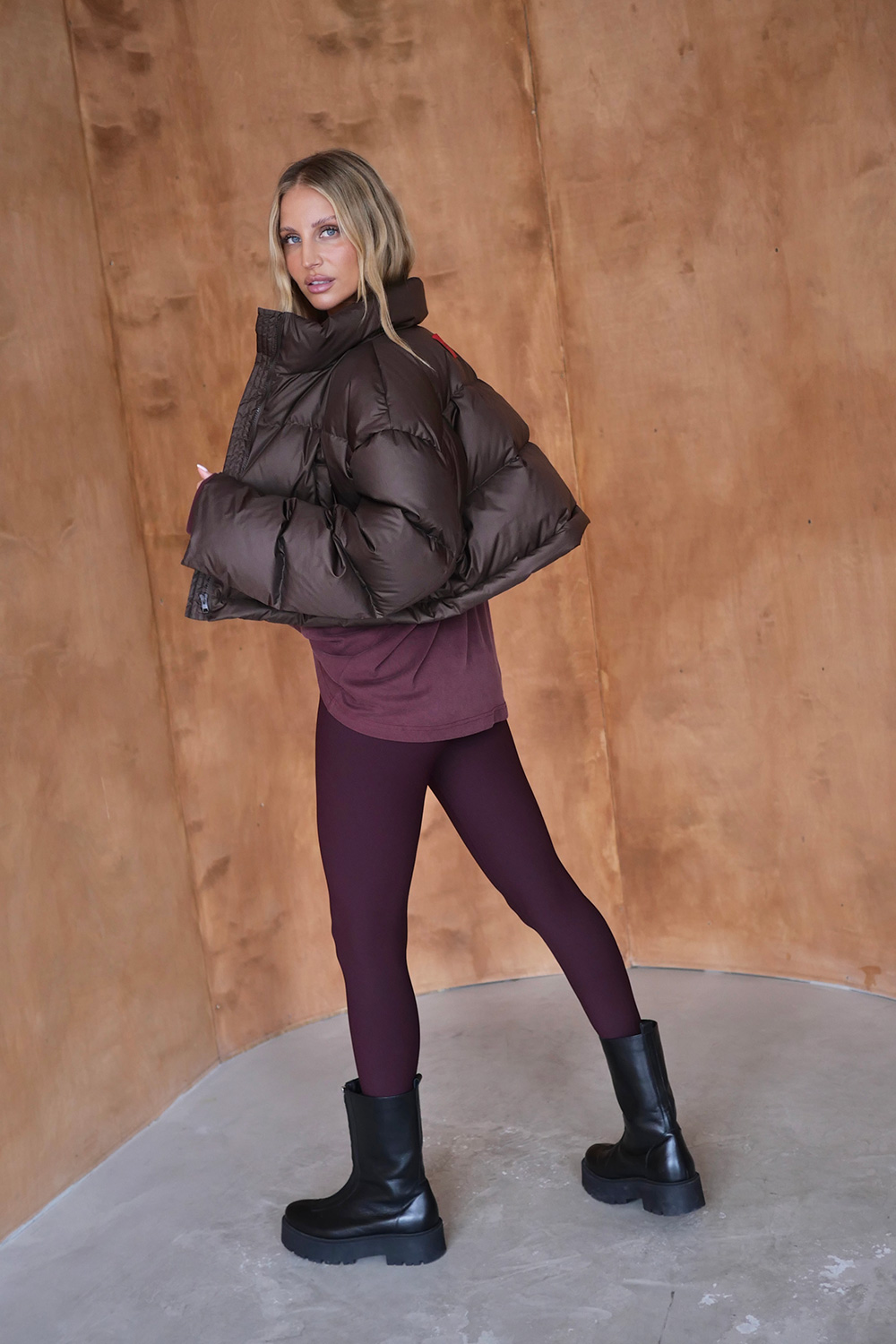 Kurtka-puffer-Arosa-brown-2.jpg
