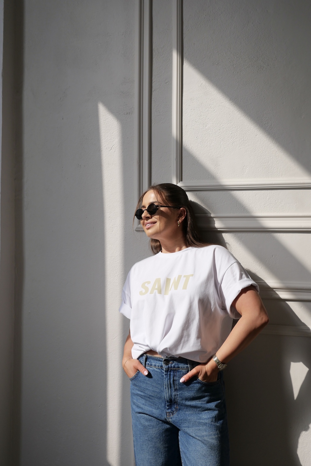T-shirt Kia Off White - biały total look