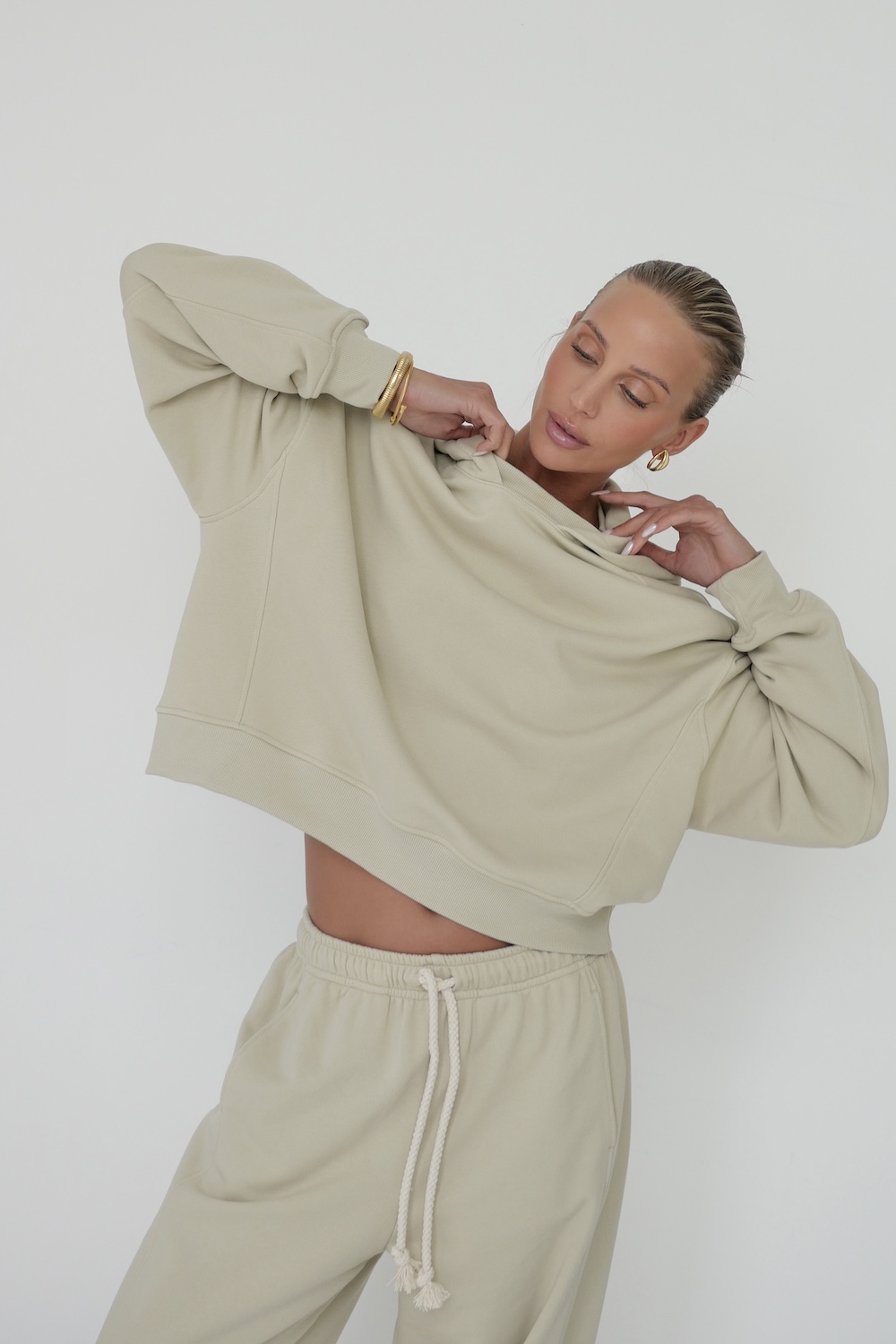 premium dres damski olive monochromatyczny outfit